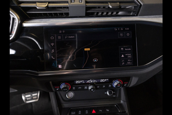 Audi Q3 45 TFSI quattro 2x S Line / 230pk / Panorama dak / B&O / Keyless / Achteruitrij camera /