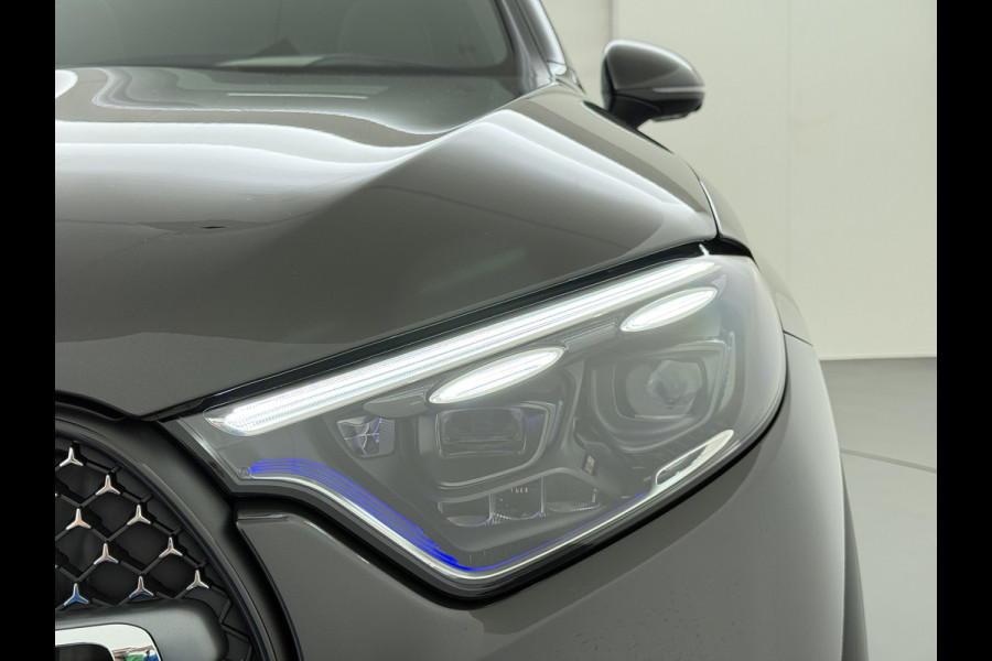 Mercedes-Benz GLC 300 e 4MATIC AMG Line | Pano Trekhaak Memory Digital