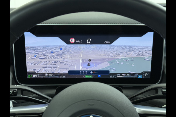 Mercedes-Benz GLC 300 e 4MATIC AMG Line | Pano Trekhaak Memory Digital