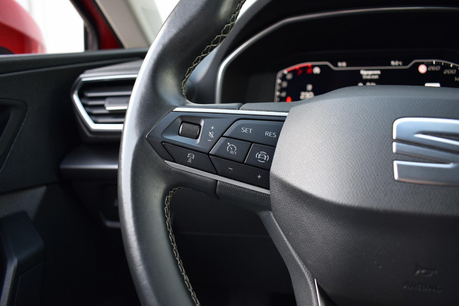 Seat Leon 1.0 TSI Style Launch Edition | Apple CarPlay | Stuur- en Stoelverw. | Camera
