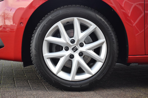 Seat Leon 1.0 TSI Style Launch Edition | Apple CarPlay | Stuur- en Stoelverw. | Camera