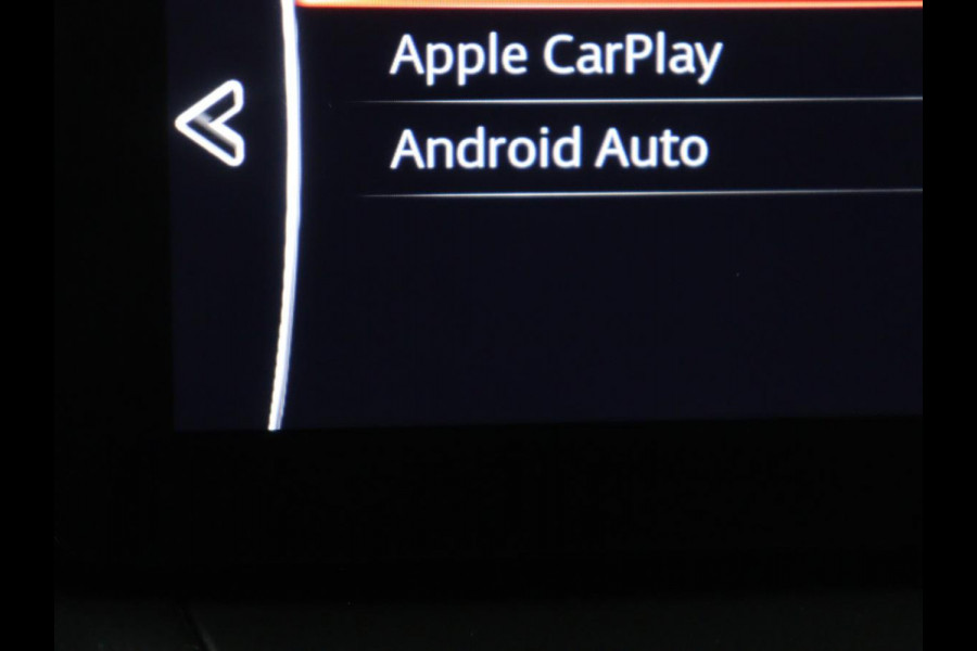 Mazda 2 1.5 Skyact-G Luxury | Stoel & stuurverwarming | Head-Up | Camera | Carplay | Keyless | Full LED | Dodehoek detectie | Climate control | Cruise control | Getint glas | Parkeerhulp