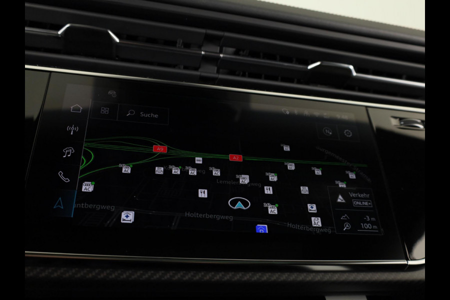 Audi Q8 60 TFSI e quattro Pro Line S Competition 490pk | Panoramadak | HUD | 4 wielbesturing | Stoel ventilatie en massage | Verlengde garantie | 23 inch Lichtmetalen velgen