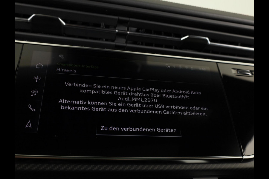 Audi Q8 60 TFSI e quattro Pro Line S Competition 490pk | Panoramadak | HUD | 4 wielbesturing | Stoel ventilatie en massage | Verlengde garantie | 23 inch Lichtmetalen velgen