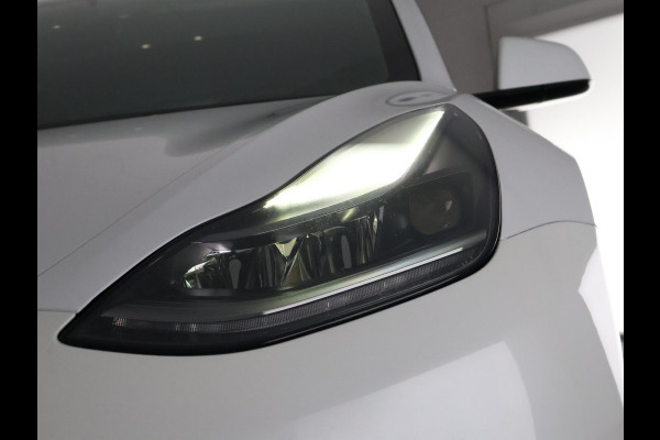 Tesla Model 3 Sport RWD Plus 60 kWh 238 PK! | Navigatie | Panoramadak | Camera |