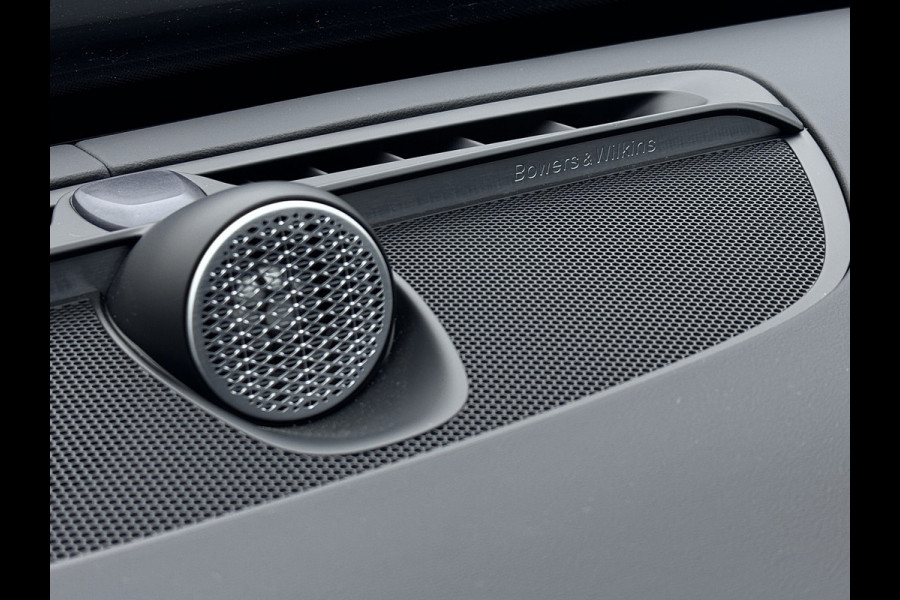 Volvo XC90 2.0 T8 Ultra Dark | Pano | Trekhaak | Bowers&Wilkins | Memory | 360 camera | Head Up | Plug-in hybrid AWD