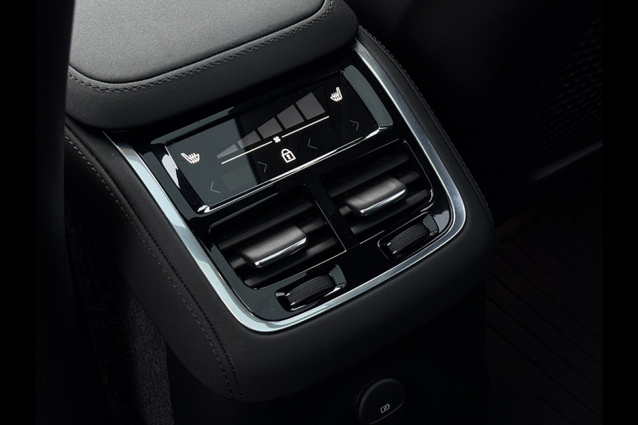 Volvo XC90 2.0 T8 Ultra Dark | Pano | Trekhaak | Bowers&Wilkins | Memory | 360 camera | Head Up | Plug-in hybrid AWD