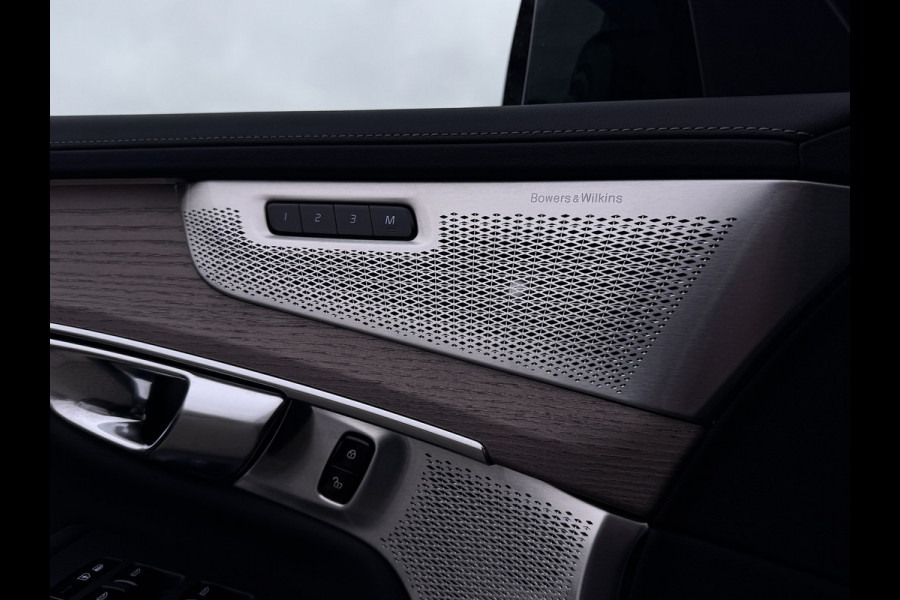 Volvo XC90 2.0 T8 Ultra Dark | Pano | Trekhaak | Bowers&Wilkins | Memory | 360 camera | Head Up | Plug-in hybrid AWD