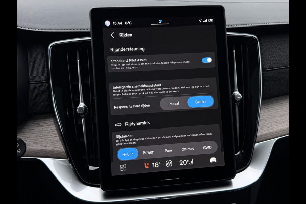 Volvo XC90 2.0 T8 Ultra Dark | Pano | Trekhaak | Bowers&Wilkins | Memory | 360 camera | Head Up | Plug-in hybrid AWD