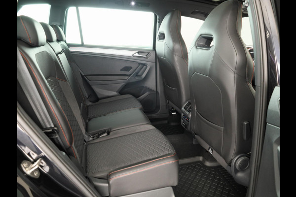 Seat Tarraco 1.4 TSI e-Hybrid PHEV FR 245 pk Automaat (DSG) | Navigatie | Panoramadak | Trekhaak (wegklapbaar) | Parkeersensoren (Park assist) | Achteruitrijcamera | Stoelverwarming v/a |