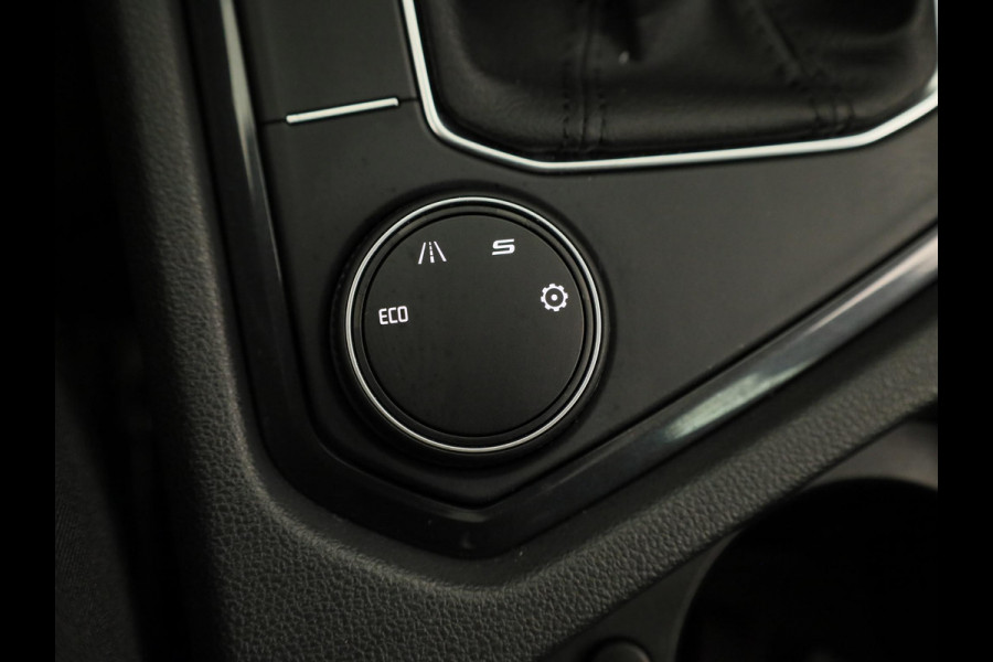 Seat Tarraco 1.4 TSI e-Hybrid PHEV FR 245 pk Automaat (DSG) | Navigatie | Panoramadak | Trekhaak (wegklapbaar) | Parkeersensoren (Park assist) | Achteruitrijcamera | Stoelverwarming v/a |