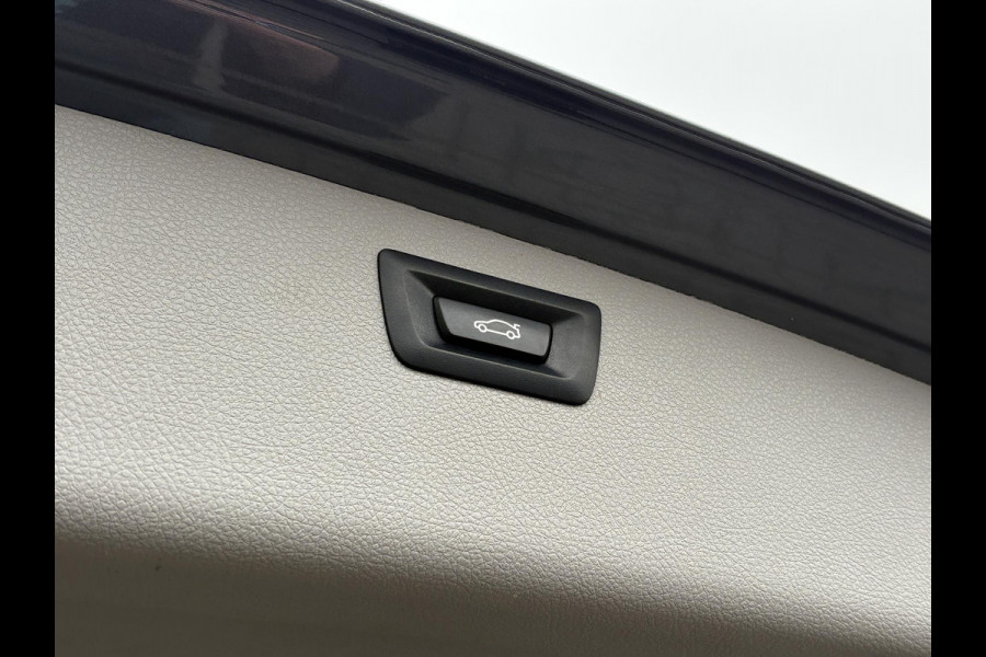 BMW 3 Serie Touring 340i xDrive M Sport High Executive 326pk | Elek. Trekhaak | Harman Kardon | Leder | Navi | Elek. kofferklep |