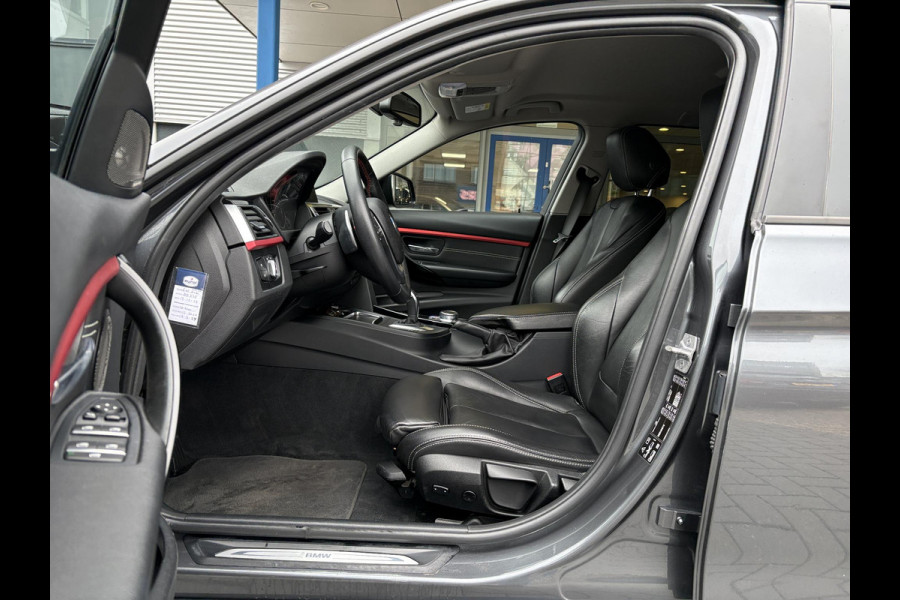 BMW 3 Serie Touring 340i xDrive M Sport High Executive 326pk | Elek. Trekhaak | Harman Kardon | Leder | Navi | Elek. kofferklep |