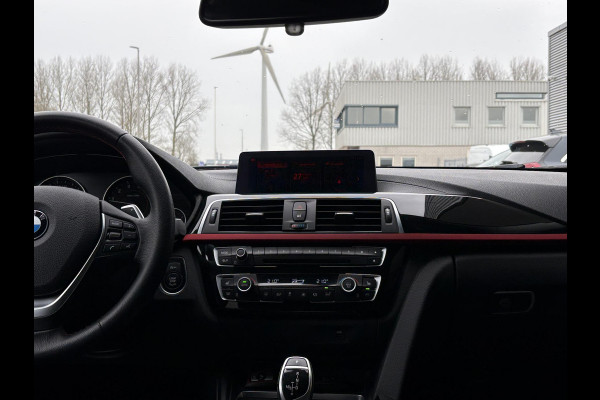 BMW 3 Serie Touring 340i xDrive M Sport High Executive 326pk | Elek. Trekhaak | Harman Kardon | Leder | Navi | Elek. kofferklep |