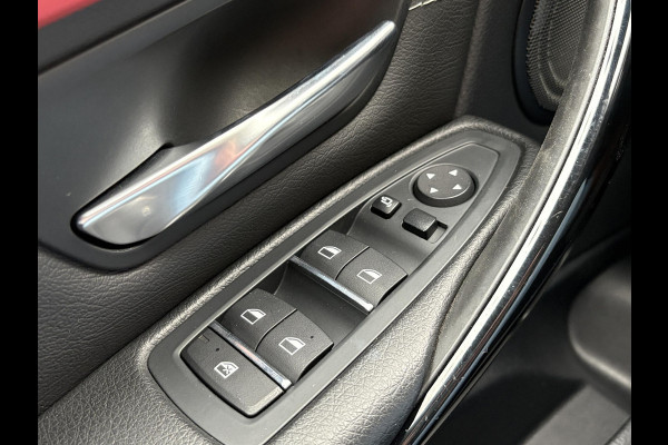 BMW 3 Serie Touring 340i xDrive M Sport High Executive 326pk | Elek. Trekhaak | Harman Kardon | Leder | Navi | Elek. kofferklep |