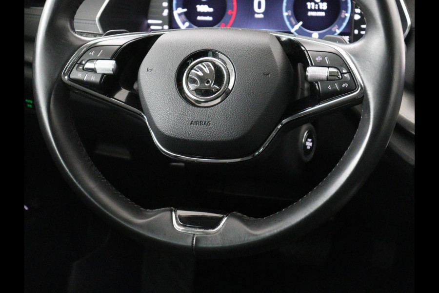 Škoda Octavia 1.0 e-TSI Business Edition | Trekhaak | Carplay | Navigatie | Full LED | Parkeerhulp | Cruise control | Digital Cockpit | Climate control | Getint glas