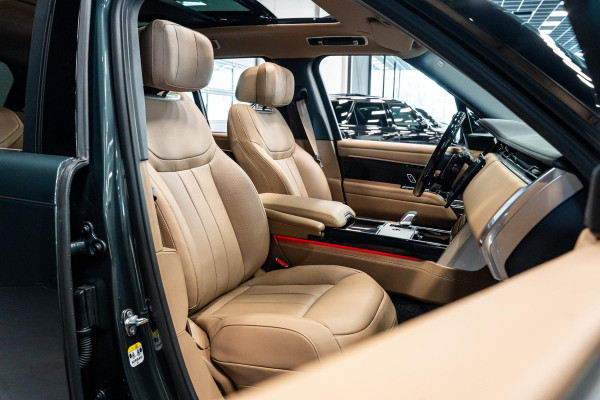 Land Rover Range Rover 3.0 P550e Autobiography PHEV *Meridian Signature / Stoelventilatie + Massage / Volledig leder / Panorama / Soft-Close / AWD-besturing*