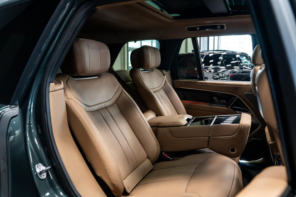 Land Rover Range Rover 3.0 P550e Autobiography PHEV *Meridian Signature / Stoelventilatie + Massage / Volledig leder / Panorama / Soft-Close / AWD-besturing*