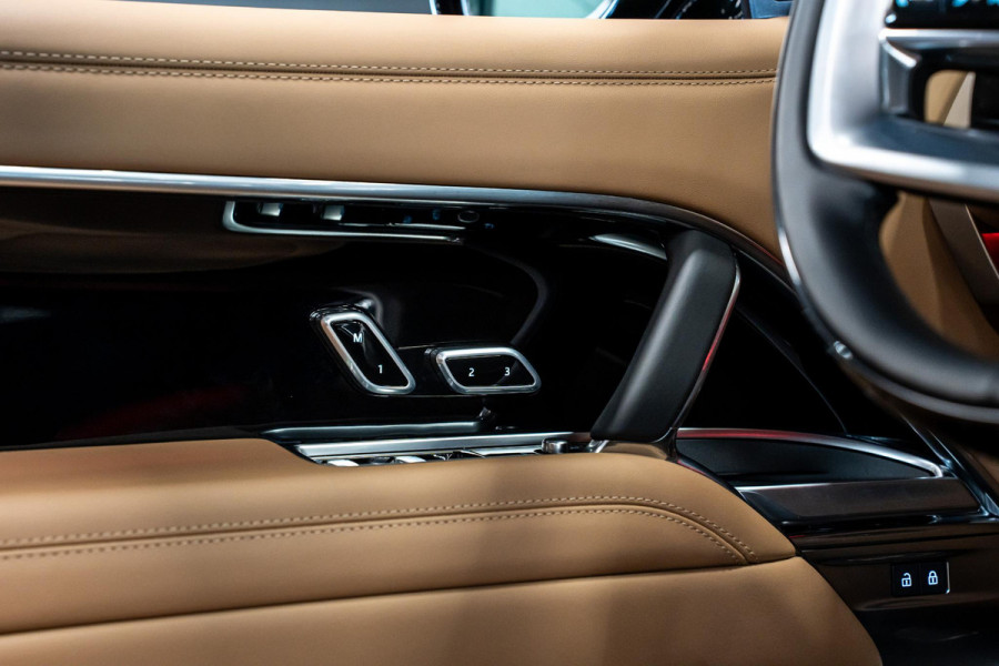 Land Rover Range Rover 3.0 P550e Autobiography PHEV *Meridian Signature / Stoelventilatie + Massage / Volledig leder / Panorama / Soft-Close / AWD-besturing*