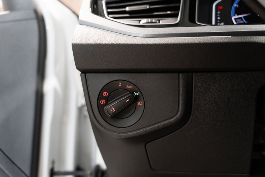 Volkswagen Polo 1.0 TSI Highline DSG PANO LED