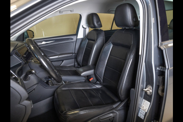 Volkswagen T-Roc 2.0 TSI 4Motion Sport / 190pk / Trekhaak / Leder / Achteruitrij camera /