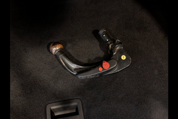 Volkswagen T-Roc 2.0 TSI 4Motion Sport / 190pk / Trekhaak / Leder / Achteruitrij camera /