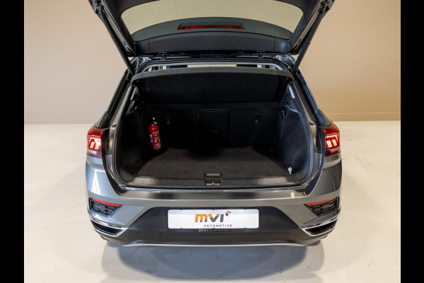 Volkswagen T-Roc 2.0 TSI 4Motion Sport / 190pk / Trekhaak / Leder / Achteruitrij camera /