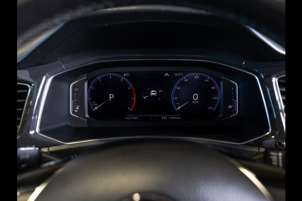 Volkswagen T-Roc 2.0 TSI 4Motion Sport / 190pk / Trekhaak / Leder / Achteruitrij camera /