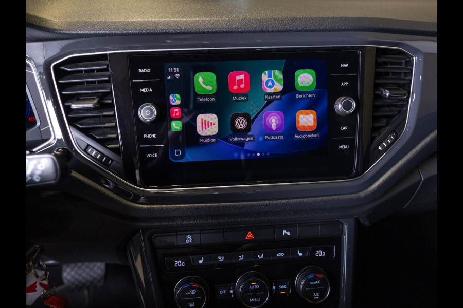 Volkswagen T-Roc 2.0 TSI 4Motion Sport / 190pk / Trekhaak / Leder / Achteruitrij camera /