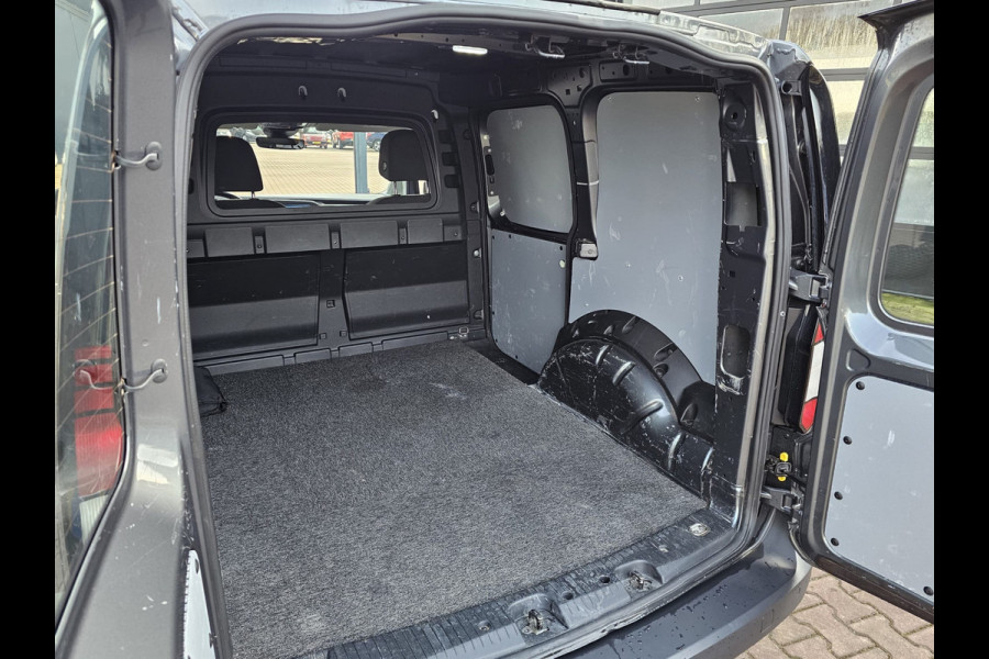 Volkswagen Caddy Cargo 2.0 TDI Comfort 122PK | Automaat | Navi | App-connect | All-seasons | Clima | PDC | Cruise |