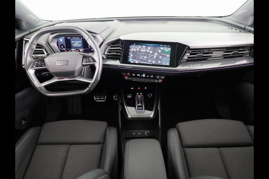 Audi Q4 e-tron 40 Launch edition S Competition 77 kWh 204pk | SoH 93% | Panoramadak | Head-up Display | Navigatie | Stoelverwarming