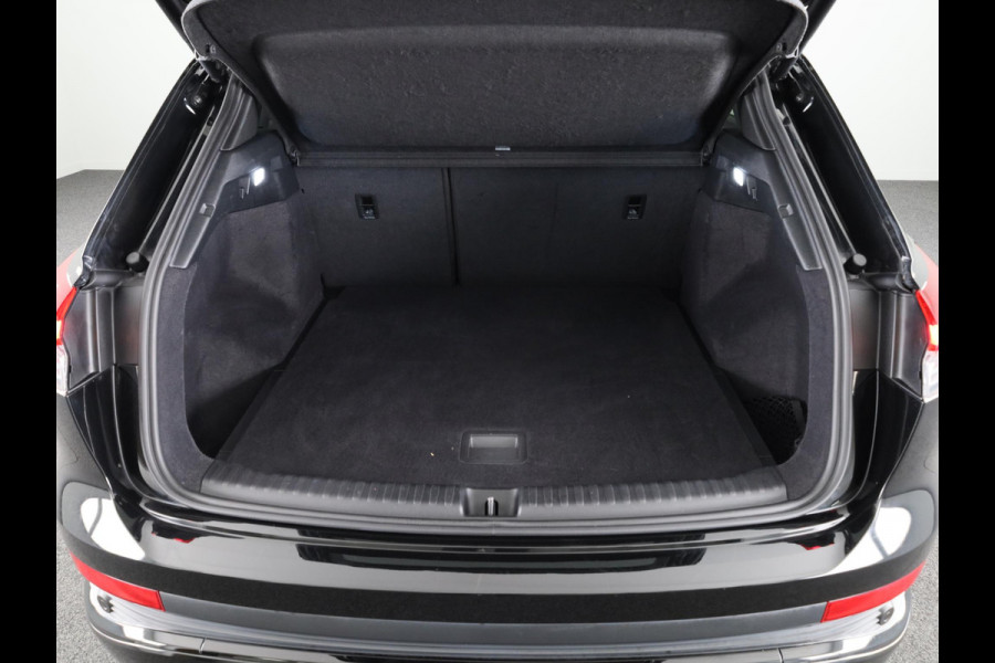 Audi Q4 e-tron 40 Launch edition S Competition 77 kWh 204pk | SoH 93% | Panoramadak | Head-up Display | Navigatie | Stoelverwarming