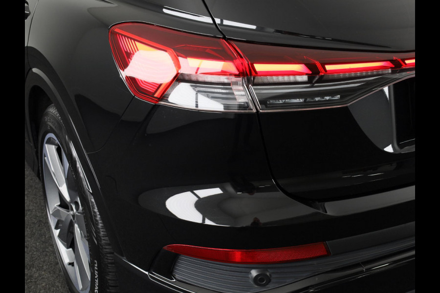 Audi Q4 e-tron 40 Launch edition S Competition 77 kWh 204pk | SoH 93% | Panoramadak | Head-up Display | Navigatie | Stoelverwarming