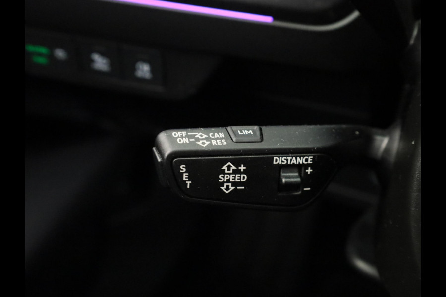 Audi Q4 e-tron 40 Launch edition S Competition 77 kWh 204pk | SoH 93% | Panoramadak | Head-up Display | Navigatie | Stoelverwarming
