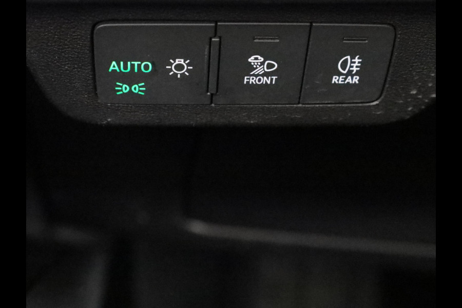 Audi Q4 e-tron 40 Launch edition S Competition 77 kWh 204pk | SoH 93% | Panoramadak | Head-up Display | Navigatie | Stoelverwarming