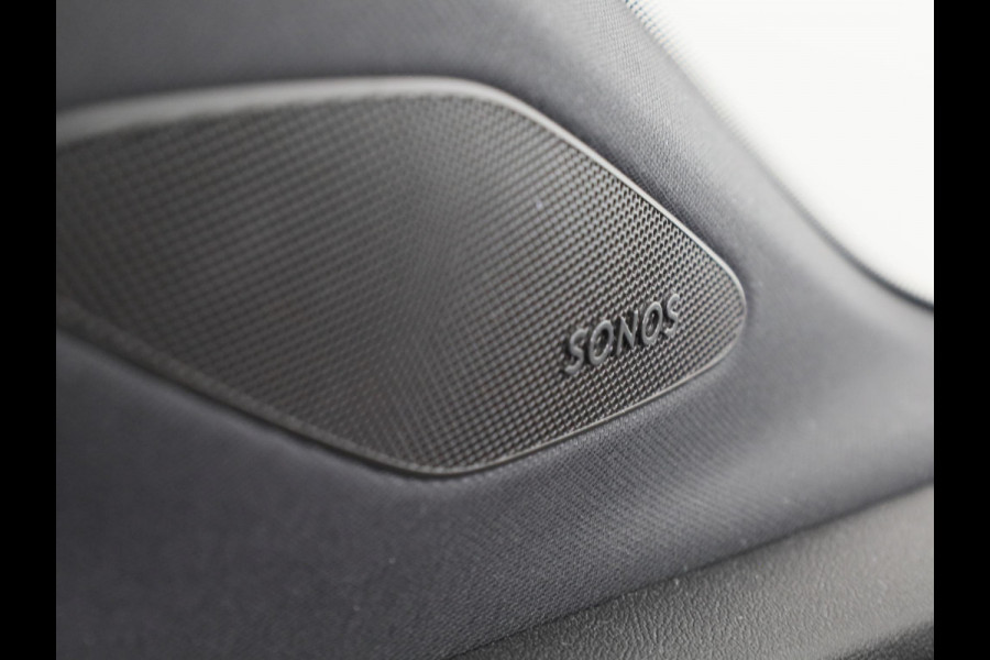 Audi Q4 e-tron 40 Launch edition S Competition 77 kWh 204pk | SoH 93% | Panoramadak | Head-up Display | Navigatie | Stoelverwarming