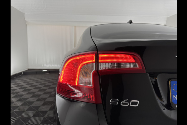 Volvo S60 2.0 D3 Polar+ Dynamic (INCL.BTW) *XENON | LEATHER | NAVI-FULLMAP | HEATED-SPORTSEATS | PRIVACY-GLASS | ECC | PDC | CRUISE | 17''ALU*