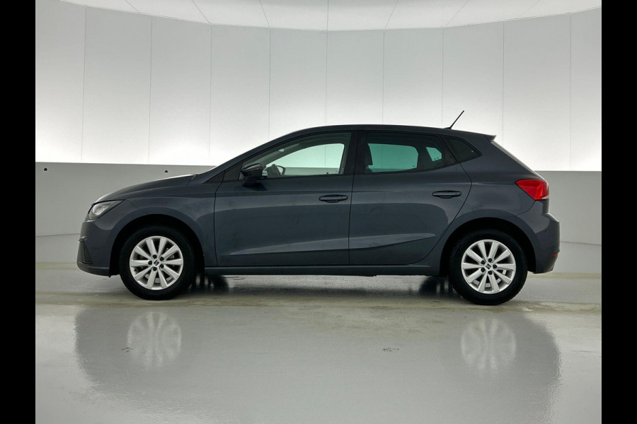 Seat Ibiza 1.0 EcoTSI Style Business Intense Navigatie Apple Carplay/Android Auto Parkeersensoren Virtual Cockpit Cruise Control Stoelverwarming Full Led Climate Control