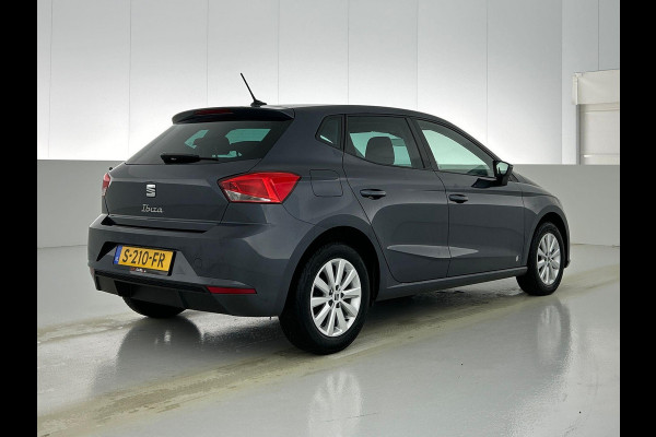 Seat Ibiza 1.0 EcoTSI Style Business Intense Navigatie Apple Carplay/Android Auto Parkeersensoren Virtual Cockpit Cruise Control Stoelverwarming Full Led Climate Control