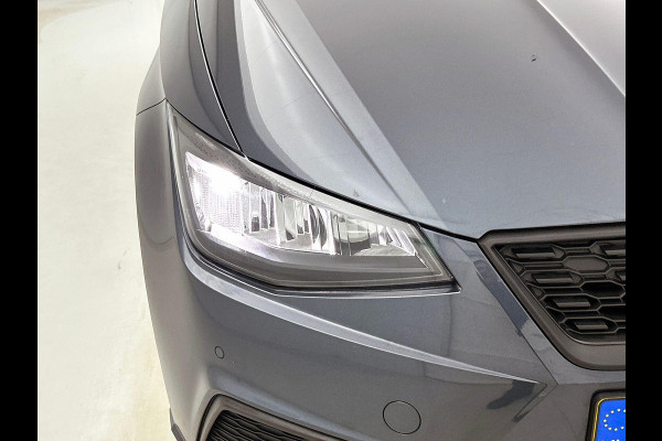 Seat Ibiza 1.0 EcoTSI Style Business Intense Navigatie Apple Carplay/Android Auto Parkeersensoren Virtual Cockpit Cruise Control Stoelverwarming Full Led Climate Control