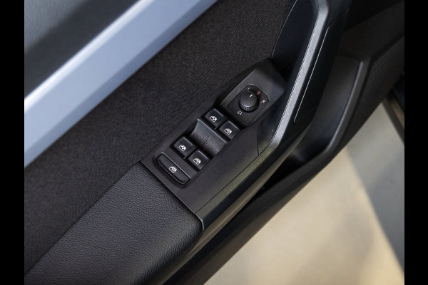 Seat Arona 1.0 TSI FR Xperience Business Connect / 110pk / Trekhaak / Achteruitrij camera / Stoelverwarming /