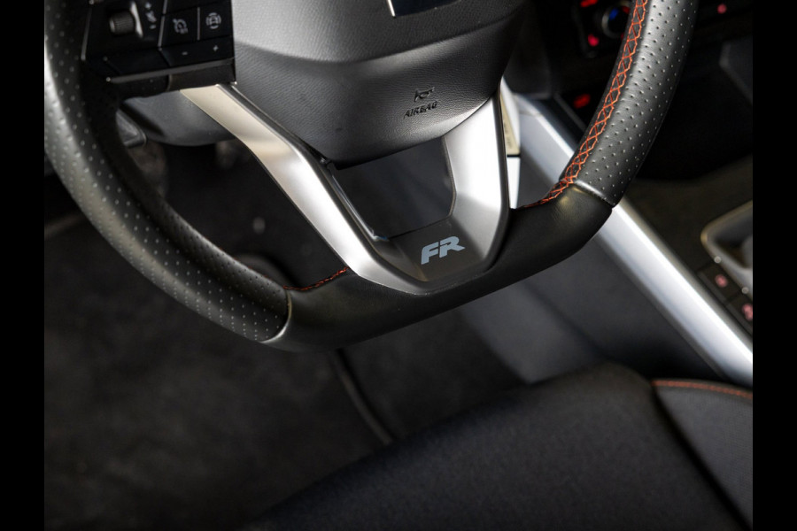 Seat Arona 1.0 TSI FR Xperience Business Connect / 110pk / Trekhaak / Achteruitrij camera / Stoelverwarming /