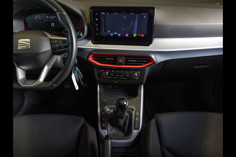 Seat Arona 1.0 TSI FR Xperience Business Connect / 110pk / Trekhaak / Achteruitrij camera / Stoelverwarming /