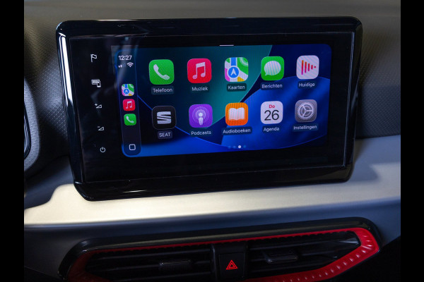 Seat Arona 1.0 TSI FR Xperience Business Connect / 110pk / Trekhaak / Achteruitrij camera / Stoelverwarming /