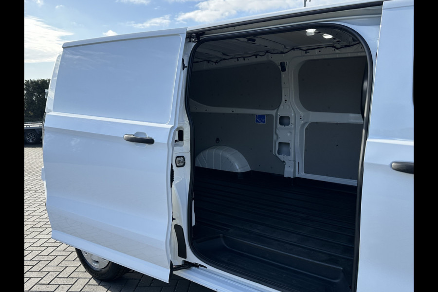 Ford Transit Custom 2.0 TDCI 136 PK TREND / L2H1 / 46.765 KM !! / 2.800 KG AHG / CAMERA / CRUISE / 3 ZITS / AIRCO / CARPLAY