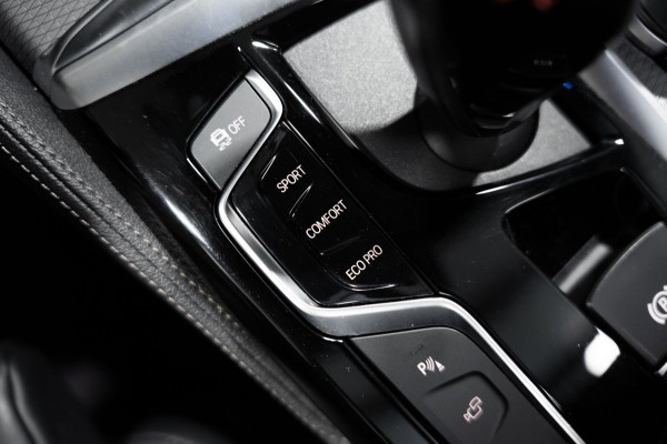 BMW 5 Serie Touring 530i M Sport PANO LEDER LED