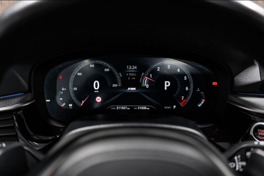 BMW 5 Serie Touring 530i M Sport PANO LEDER LED