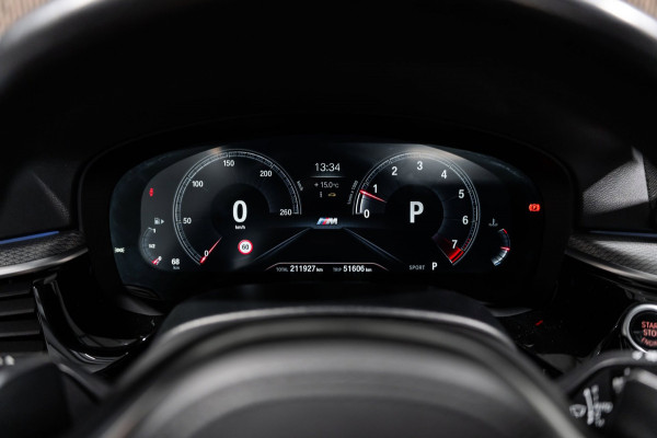 BMW 5 Serie Touring 530i M Sport PANO LEDER LED