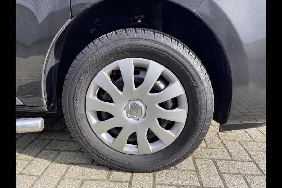 Renault Trafic 2.0 dCi 120pk T29 L2H1 Work Edition / ingerichte laadruimte ! / euro 6 / bpm vrij / vaste prijs rijklaar € 17.950 ex btw / lease vanaf € 302 / camera / trekhaak / airco / cruise