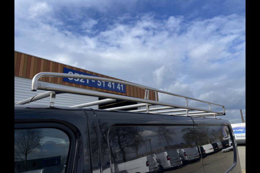 Renault Trafic 2.0 dCi 120pk T29 L2H1 Work Edition / ingerichte laadruimte ! / euro 6 / bpm vrij / vaste prijs rijklaar € 17.950 ex btw / lease vanaf € 302 / camera / trekhaak / airco / cruise